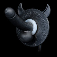 Estímulo e controle com o anel peniano Bada Bing Monster D