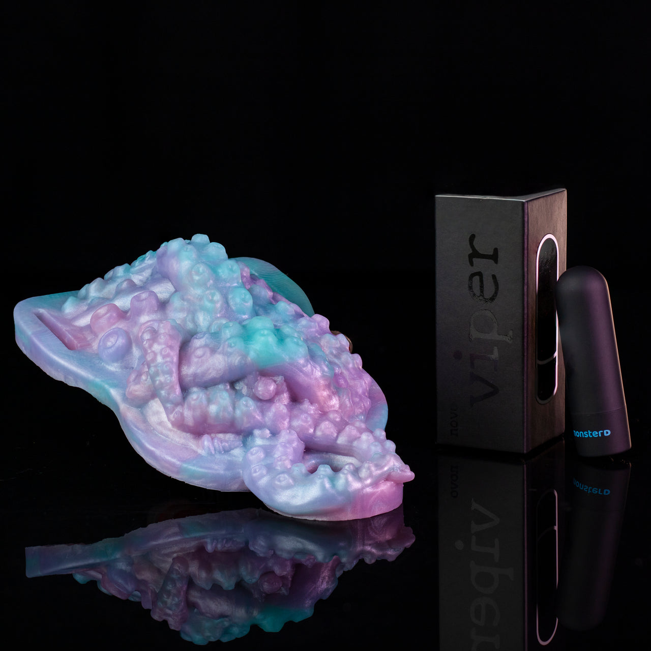 Vibrador Grinder com Anel Peniano Ninfa MonsterD