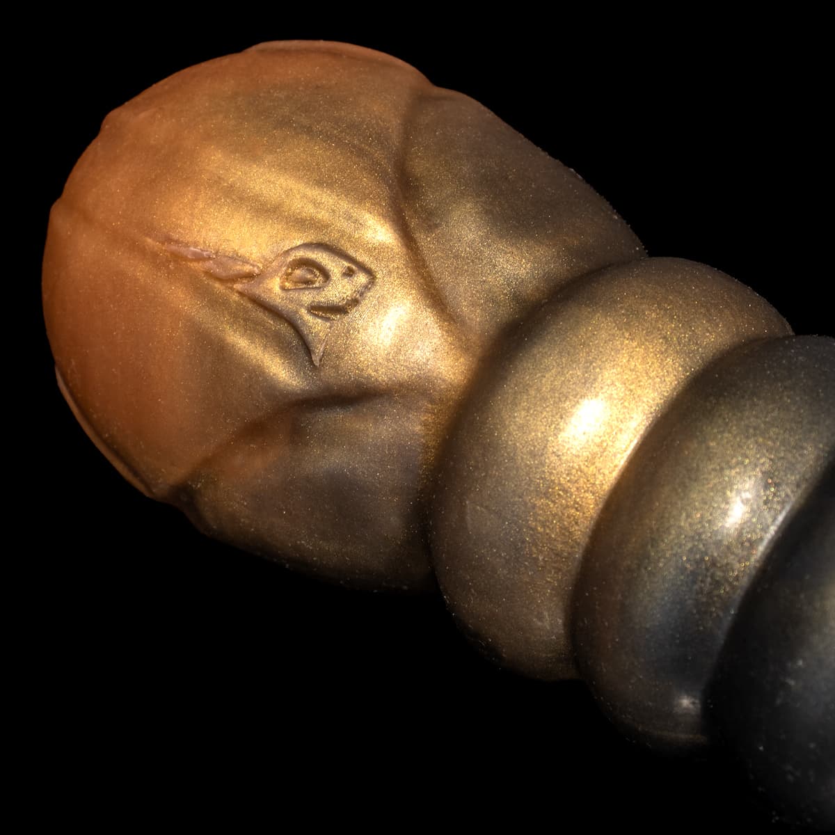 Textura interna realista do masturbador masculino Aurum da Monster D com toque firme e prazeroso