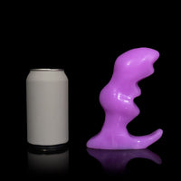 Plug anal Monster D Joy com textura lisa e curvatura que ativa o ponto G ou próstata