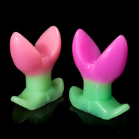 Plug anal Monster D Flower com duas pétalas que abrem espaço pro prazer expandido